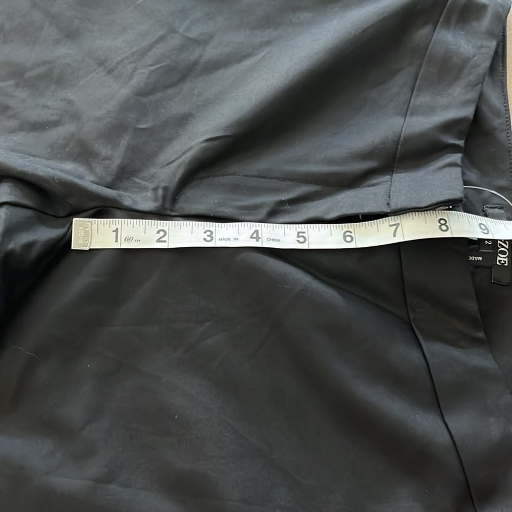 NIC + ZOE NWOT Bermuda Black Shorts- Size 2 - Picture 9 of 11